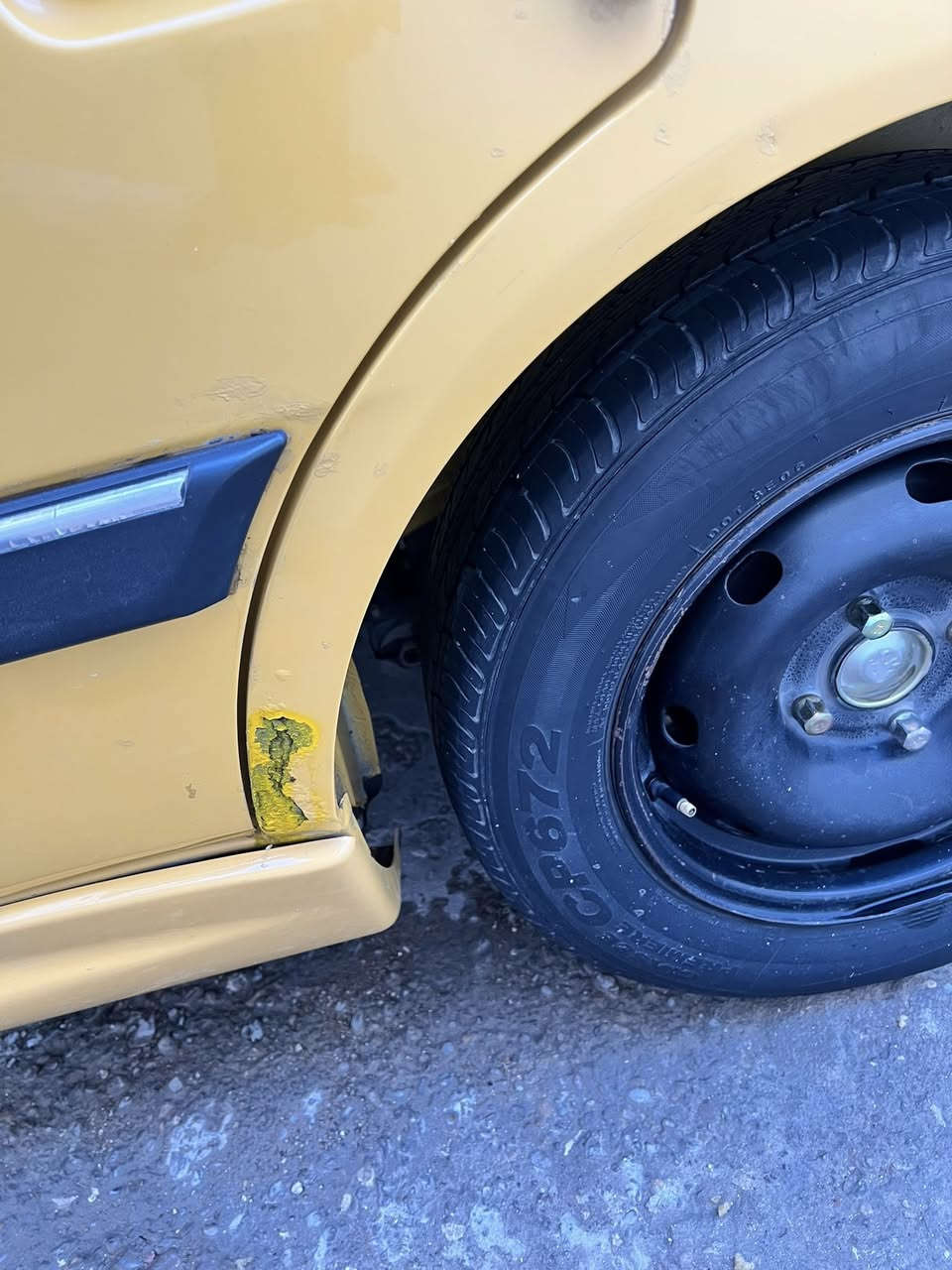 سلام عليكم بيجو بارص 2015 السياره كشرتها حلوه مكفوله من الضربه مكينتها بيها خيط تبخير رقم بغداد الجديد هزه جديده بسمي السياره السعر 45 وبيها مجال مكاني مدينة الصدر ما متواجد عل فيس ***********
