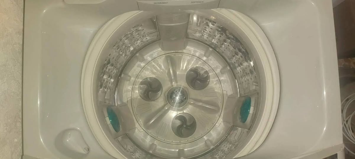 غسالة للبيع
اتوومتيك
نوعية ال جي
ما مستخدمة كثير 
تقريبا خمس ست غسلات مغسول بيها
15كيلو
سعرها 300بي مجال 
العنوان 
الانتصار قرب اسواق الخضراء


**إذا كنت صاحب هذا الإعلان وتريد حذفه لأي سبب، رجاءا أرسل رسالة إلى الدعم الفني**