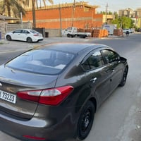 سيراتو 13 شكل 14  مكفوله من الصبغ حتى الدعاميات بدون صبغ بيها بارد مكا...