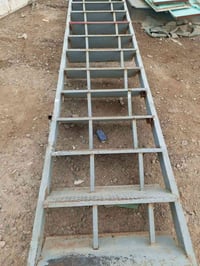 #للبيع درج 4 مترات و20 والعرض 79 حديد ثقيل ونظيف جدا مكاني بغداد الغزا...