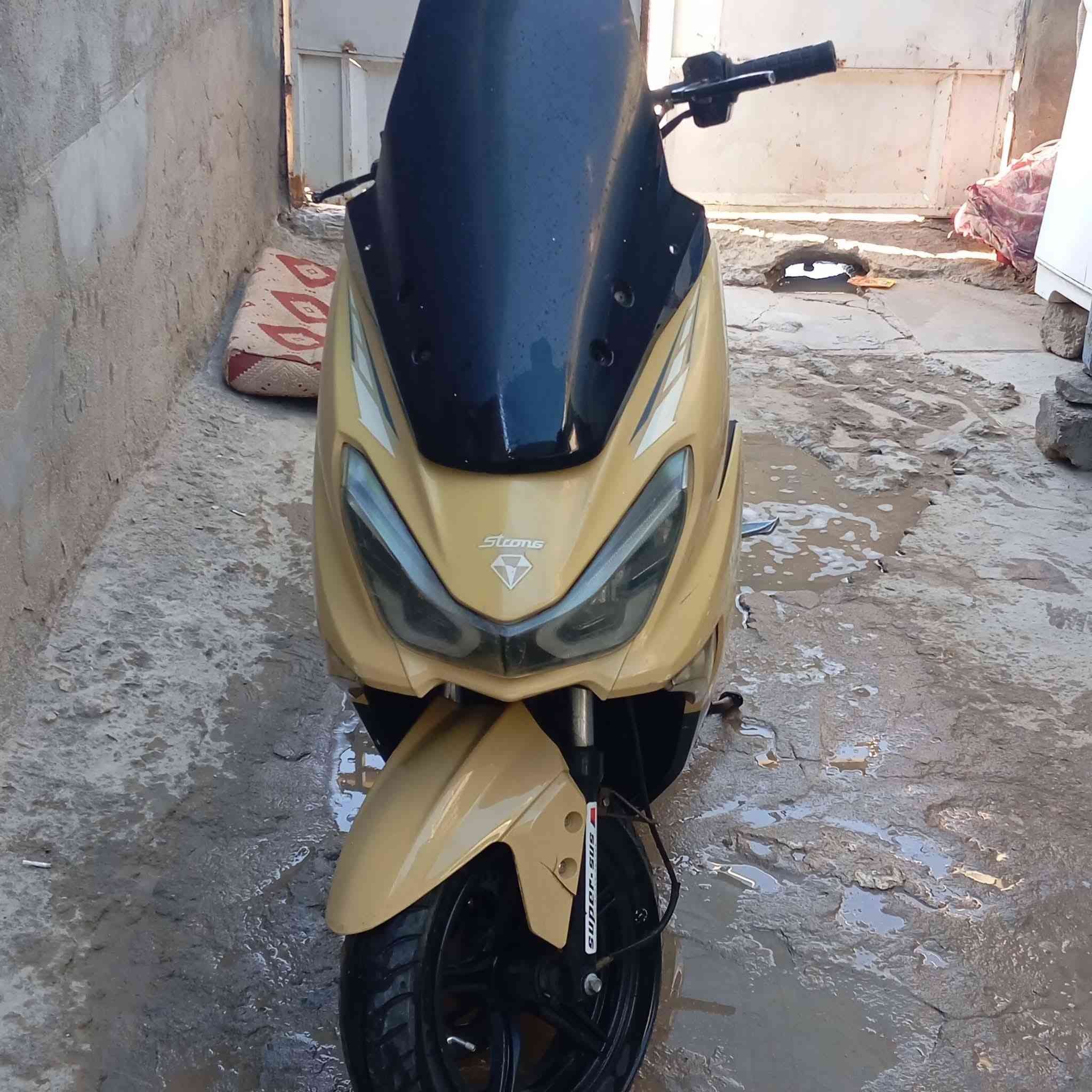 السلام عليكم. من رخصت مدير الكروب دراجه للبيع شغاله نكره سلف الدراجه تبخر سعرهه مناسب ١٥٠ الخاص مفتوح او الاتصال عله رقم ***********
