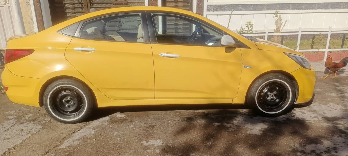 سلام عليكم سياره للبيع اكسنت خليجي موديل 12 بيه تبديل قطعتين السعر 77 العنوان شعله الصابيات رقم الهاتف ***********
