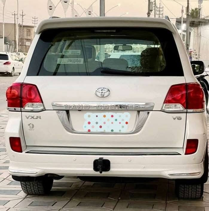لاندكروز ٢٠١٤ فئه VXR محرك ٨ سلندر أعلى فئه باللاند.. رقم بصره بسمي تحويل مباشر.. كفاله ماعده دعاميات رش وتكحيل بسيط كل شي موضح بالفيديو وسونار مرفق .. ماشيه أكثر من ٢٠٠.. على أيدي صارلها ٧ سنين عندي   مكانها بصره
السعر  ٣٧٥ بي مجال
بيع او مراوس بلاندكروز موديل اقل حتى لو بيها صبغ لان محتاج فرق
 اخوان السياره فكسار مواصفات لكزس وليست جكسار يعني لحد يقارنها 
***********
السياره بالبصره
لاندكروز ٢٠١٤ فئه VXR محرك ٨ سلندر أعلى فئه باللاند.. رقم بصره بسمي تحويل مباشر.. كفاله ماعده دعاميات رش وتكحيل بسيط كل شي موضح بالفيديو وسونار مرفق .. ماشيه أكثر من ٢٠٠.. على أيدي صارلها ٧ سنين عندي   مكانها بصره
