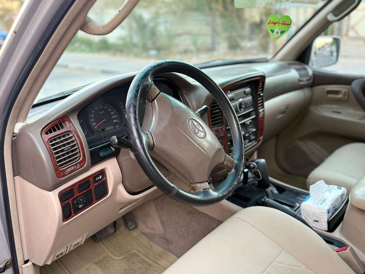 لاندكروز موديل ٢٠٠١ رقم ميسان راعيه بالبصره تتحول بالبصرة مكفوله من الضربه والصبغ عدا المدكر الأيمن الأمامي مصبوغ فقط كير اوتماتيك مكينه ٦  سلندر حداده وتخم تاير السياره جداً نظيفه السعر ١٢٥ ورقه سياره كلش حلوه لستفسار اكثر *********** البصرة, العراق
