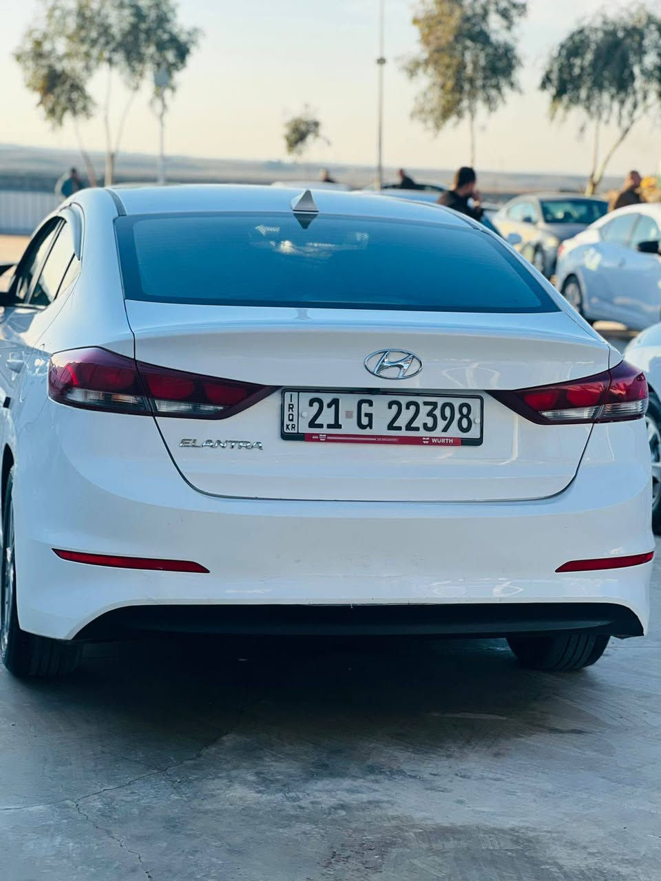 السلام عليكم النترا موديل 2018
رقم سليمانيه شرط التحويل بأسمي 
كير محرك شرط 
محرك مفتوح شرط لا صرف ولا نفخ 
__________________________________
مواصفات 
تحكمات ستيرن 
مانع انزلاق 
بلاجكتور لد 
لايت عدسه 
5 ويل كب فحمي 
رادارات جانبيه
كشنين تبريد 
بك لايت لد 
مانع انزلاق 
_____________
السياره بيه 3 قطع 
بدون دواخل 
جاملغ وبوند صبغ 
وجاملغ مبدل بأصلي 
__________________
طخم تاير جديد 
صدر امامي خلفي جديد 
السياره جديده وجاهزه 
مال جناي الف ما تحط عليه 
________________________
للستفسار الاتصال علئ الرقم ***********
مكان السياره القياره قريه الحاج علي
