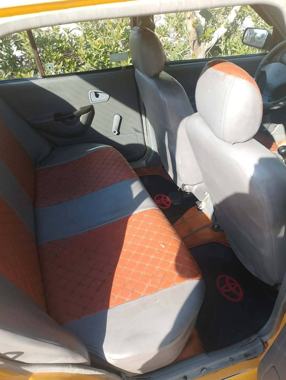 سايبا للبيع 2012 رقم جديد سنويه 2030 تحويل مباشر تبريد شغال غرفتها نظيفه بيها طخه بسيطه موضحه بالصوره سعرها 32 بيها مجال حك الجيه مو شراي لتتصل فدوه اروحلك
مكاني بغداد المحمودية ***********
