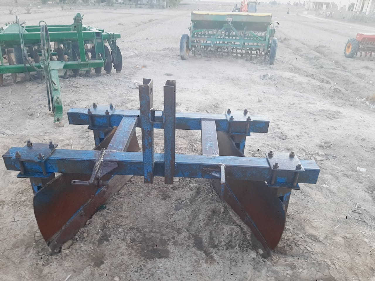 للبيع فدان تركي  البير حجم 14
+ مرازه عمل الخميسيه 
مستخدمات نضيفات جاهزات للعمل  ***********
مكان بابل الخميسيه 
***********
