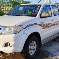 فور ويل ١٤ كير اوتو مكفولة من الضربة والصبغ محرك يصرف وشبر بذيول البدي...