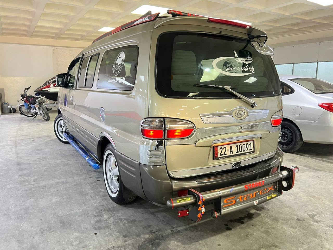 سلام عليكم ستاريكس موديل 2006 محرك به نزين بيلاد شريكه محرك كير اكسل جديده تبريد شغال شواصي جديده سنويه بسمي سعر 98 بيه مجال قليل مكان كلار رقم موبايل *********** رقم كورك ***********
