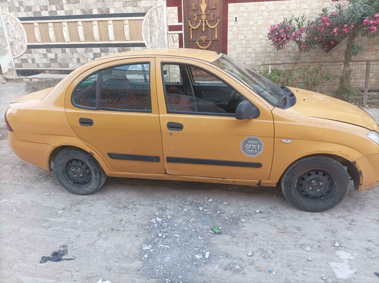 السلام عليكم 
طيبه للبيع 
موديل ١٥ مكينه كير حداديه تبريد سياره خير من الله 
الكشر شوف لعين 
بيه باب لعبري الخلفي مبدل 
وباقي الكشر شوف العين 
اضمن الك (مكينه كير تبريد حداديه شواصي تخم تاير جديد امامي وخلفي  )
السعر ٣٠وبيه مجال 
للاستفسار اتصال***********
