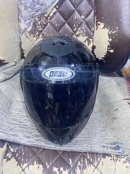 خوذه للبيع 

اخت الجديده 

***********
