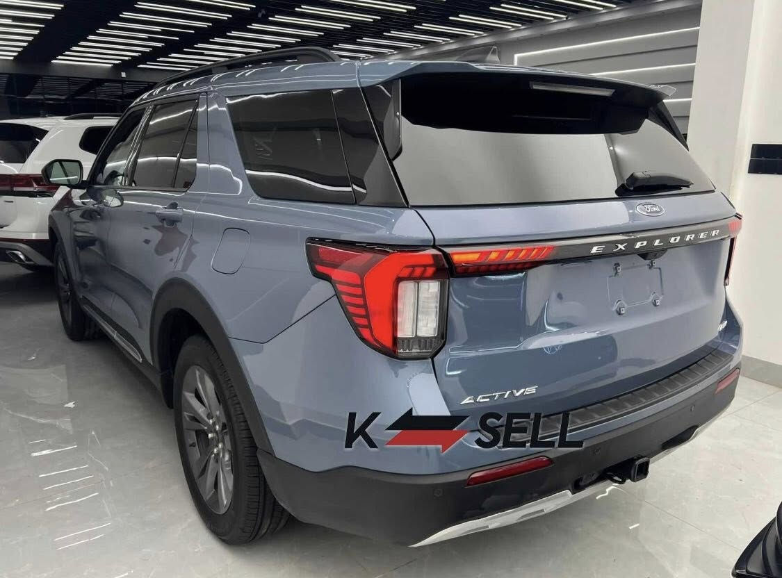 فۆرد ئكسپلورر 2.3L تۆربۆ 4WD اكتيف
ماوەی ڕۆیشتوو : 3,000 Mi
- مۆدیل : 2025
- شوێنی هاوردەکردن : ئەمريكا
- شار : هەولير


**إذا كنت صاحب هذا الإعلان وتريد حذفه لأي سبب، رجاءا أرسل رسالة إلى الدعم الفني**