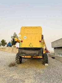 حاصوده نيوهلندى • موديل ٢٠٠٤ • ١٥ فوت