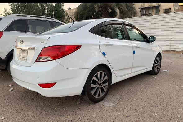 اكسنت موديل ٢٠١٦ للبيع السياره نظيفه حادثه جاملغ الي عكس السايق الايمن وبنيد مصلح بدون دواخل والدوسات الي بجه السايق مصلحه سياره جاهزه شاشه جديده تخم تاير جديد دوشمه السعر ١١٠ ورقه وبيه مجال بسيط العنوان بغداد السيديه شارع الخيزران ، اتصال عالرقم ***********
