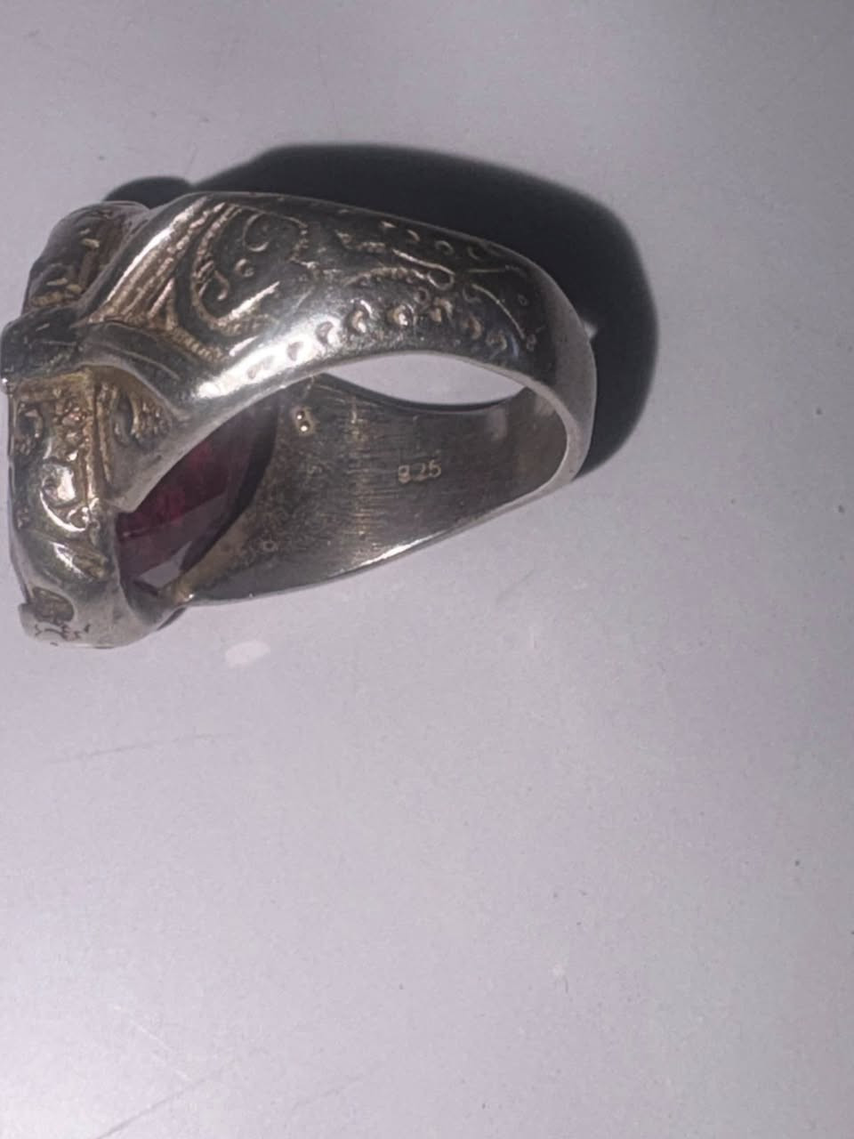 محبس فضة بختم ٩٢٥
بحجر ياقوت باريسي
السعر ٧٥عنوان بغداد


**إذا كنت صاحب هذا الإعلان وتريد حذفه لأي سبب، رجاءا أرسل رسالة إلى الدعم الفني**