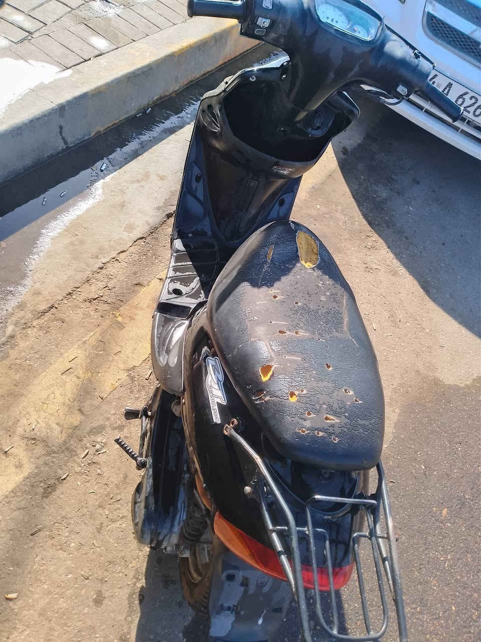 للبيع بيجي نضيفه مكينه تخبل سلف كهربائيات شغاله عوزهه باتري سعرهه 200 وبيهه مجال مكاني سماوه تقاطع القشله ‏‪***********‬‏
