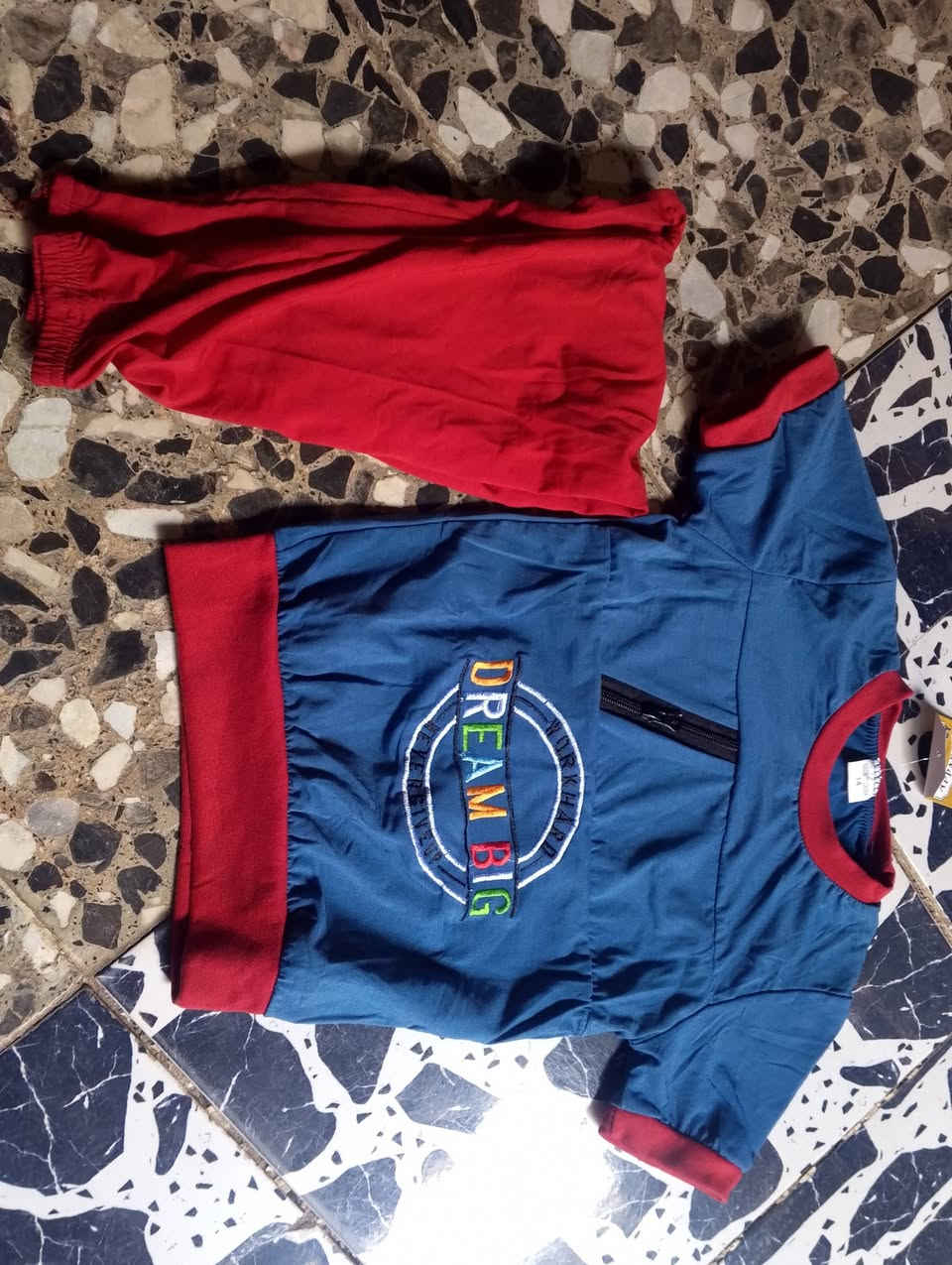 تراكات ولادي باسعار مناسبه حجز خاص يوجد توصيل


**إذا كنت صاحب هذا الإعلان وتريد حذفه لأي سبب، رجاءا أرسل رسالة إلى الدعم الفني**