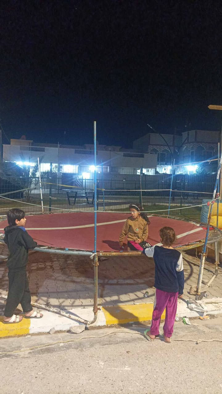 جوب نفخ حجم كبير طوله 7 وعرض 4 متر وقفازه طولهه 4 متر  مكان هيت


**إذا كنت صاحب هذا الإعلان وتريد حذفه لأي سبب، رجاءا أرسل رسالة إلى الدعم الفني**