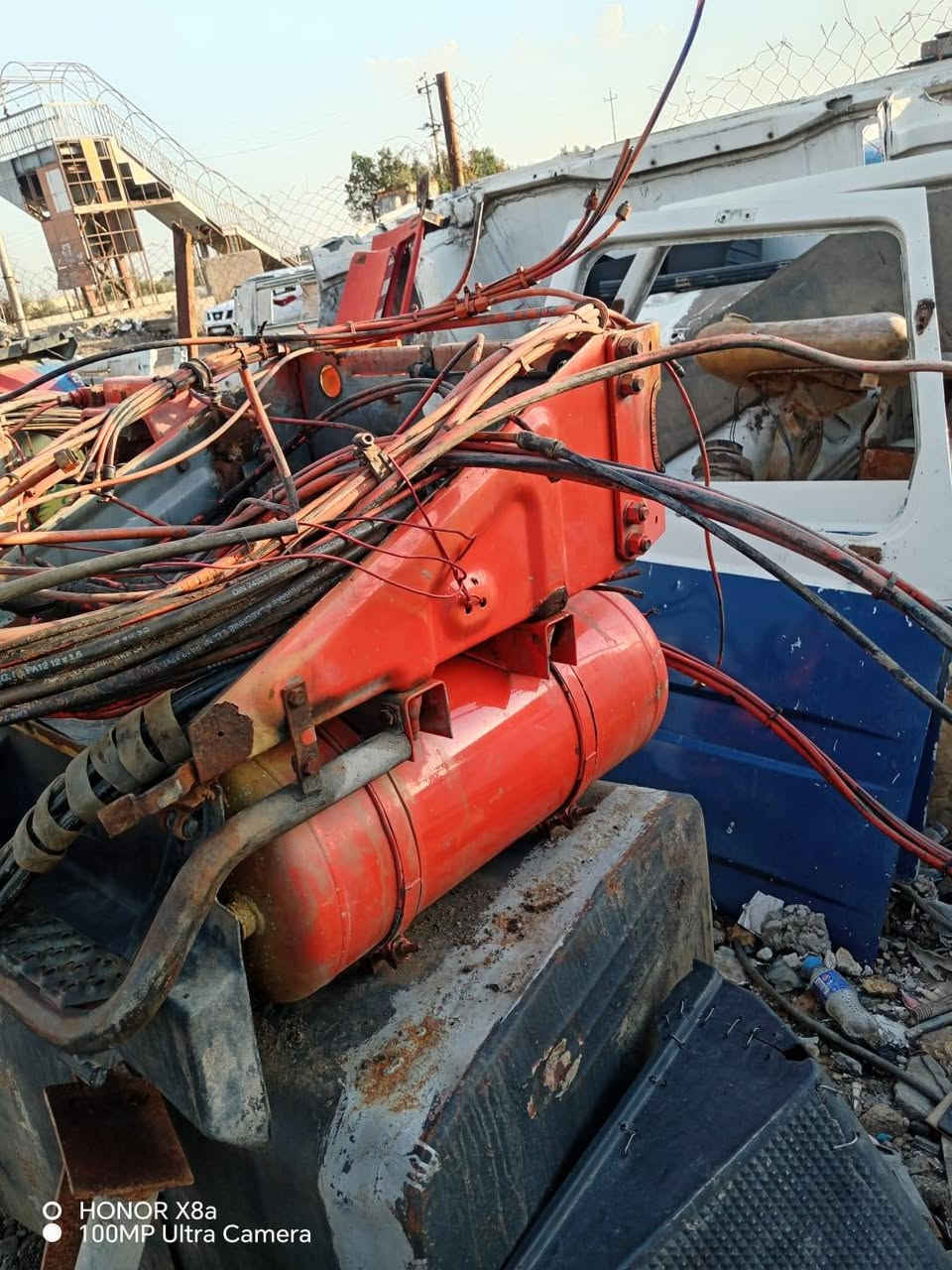 سلام عليكم غراظ سكانيا للبيع مكان بغداد سياحي  ***********
