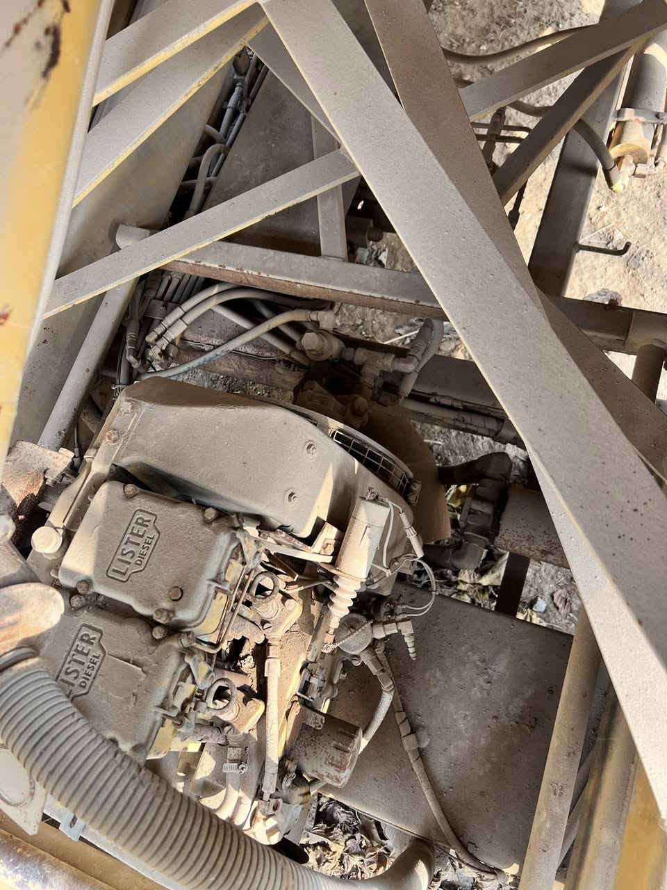 سلام عليكم
رافعه مقص ارتفاع 9 متر  
للاستفسار الاتصال على 
***********
