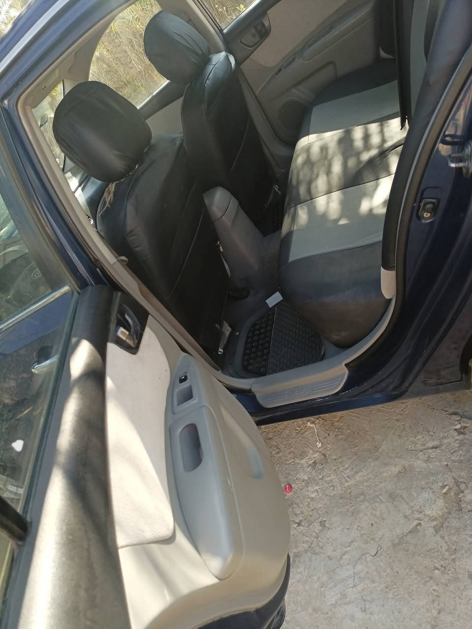 ابتما للبيع ٢٠٠٧ وارد امريكا مكينه ٢٤٠٠ طك الجيس توني شاده تبريد شرط تخم تاير رقم  مثنى باسمي سنويه ل ٢٨ مامتواجد عل الفيس إتصال ***********
