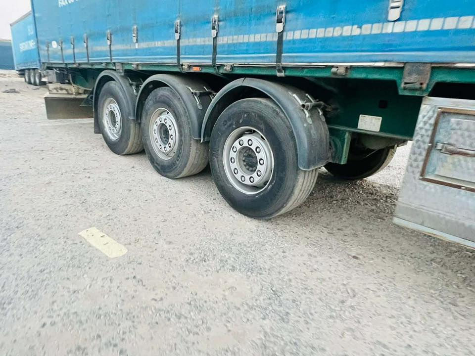 جادر كبس للبيع كرون جاهز لشغل صفاحيات كامل صنوية دهوك جديد ٢٠٣١ تحويل سعري ٨٣بي مجال ***********
