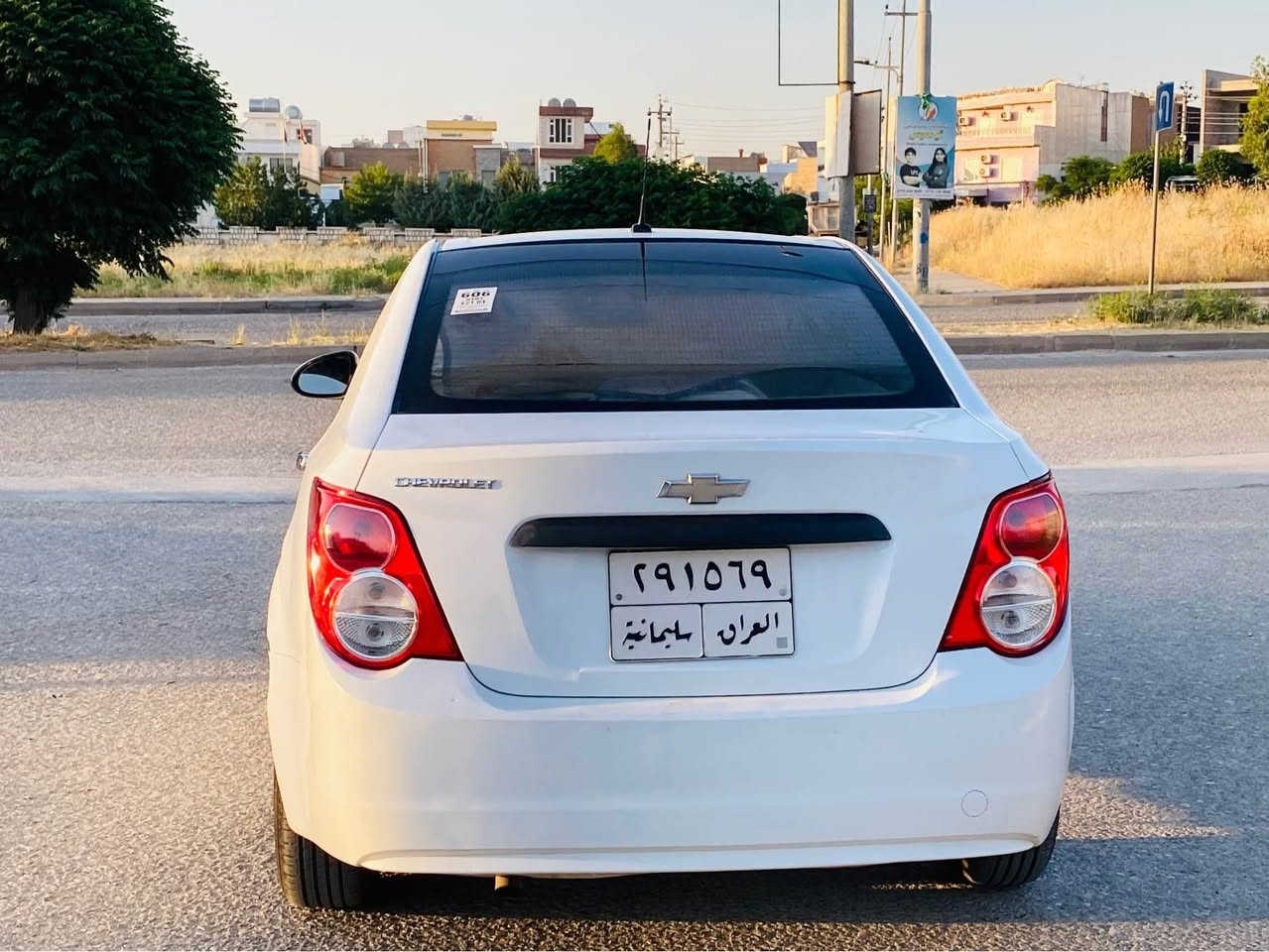 بەناوی خوای گەورە و میهرەبان 

شۆفرلێت سۆنیک 
مۆدێل ٢٠١٢  سپی بەفری 
مواسەفات بلوتوس پاوەر تەبرید ساەد گەرم بە شەرت 
گێر عادییە 

ناوو دەری لۆک ماوەتەوە 

جەمەلەخی لای سەکن و نیوی بۆنیتی بۆیاخە بێ ناو گرتن بە شەرت 

گیر و مەکینە بە شەرت 
رەقەم سلیمانیە سەیارەکە بەناو کردن بەشەرت 

سەنەوی بە سەر جووە 

سەیارەکە بێ نوقسانییە کامل مەسرەفی کراوە

سعریشی ٥٨ گلا و مامەلەیەکی کەمیشی تیایە
گۆرینەوەش ئەکەم بە شتێک بە دڵم بێت 

*********** السليمانية, العراق
