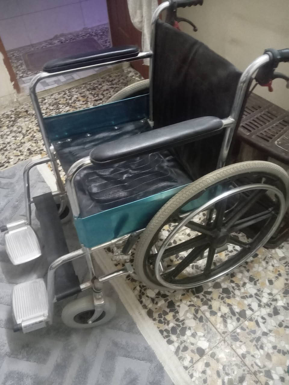 السلام عليكم ورحمة الله وبركاته
عربنه لي ذوي الاحتياجات الخاصة للبيع 
السعر على الخاص


**إذا كنت صاحب هذا الإعلان وتريد حذفه لأي سبب، رجاءا أرسل رسالة إلى الدعم الفني**