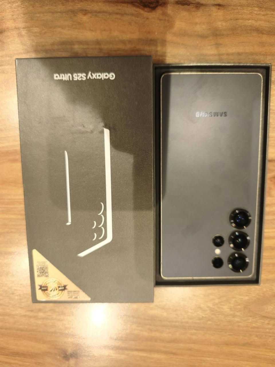 السلام عليكم
توفر سامسونك S25 الترا ذاكرة 256
نظافه 100 كامل ملحقات ضمان عين الفهد
السعر 1200 
يوجد توصيل محافظات 
العنوان بغداد الدورة ابو طيارة 
***********
