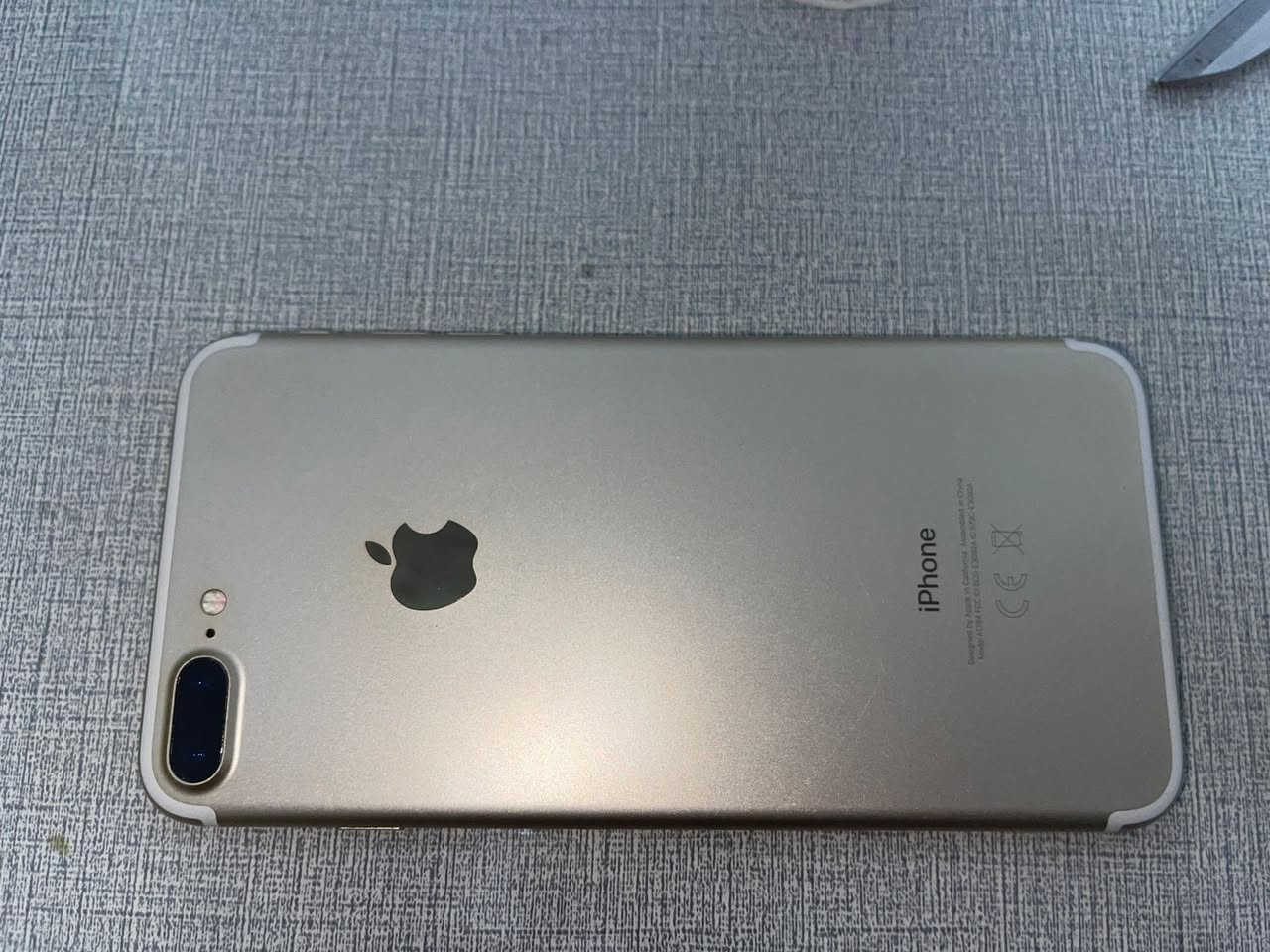 السلام عليكم جهاز 7بلاص  جهاز بلادي مبدل بطاريه نسبتها ٧٧ والمايك غير شغال تصليحه ب ١٥ الف فقط  ذاكرته ٢٥٦ كارتونته موجوده  السعر قيم واخذ 
المكان /البصرة/كرمة علي /الماجدية 
*********** واتساب
