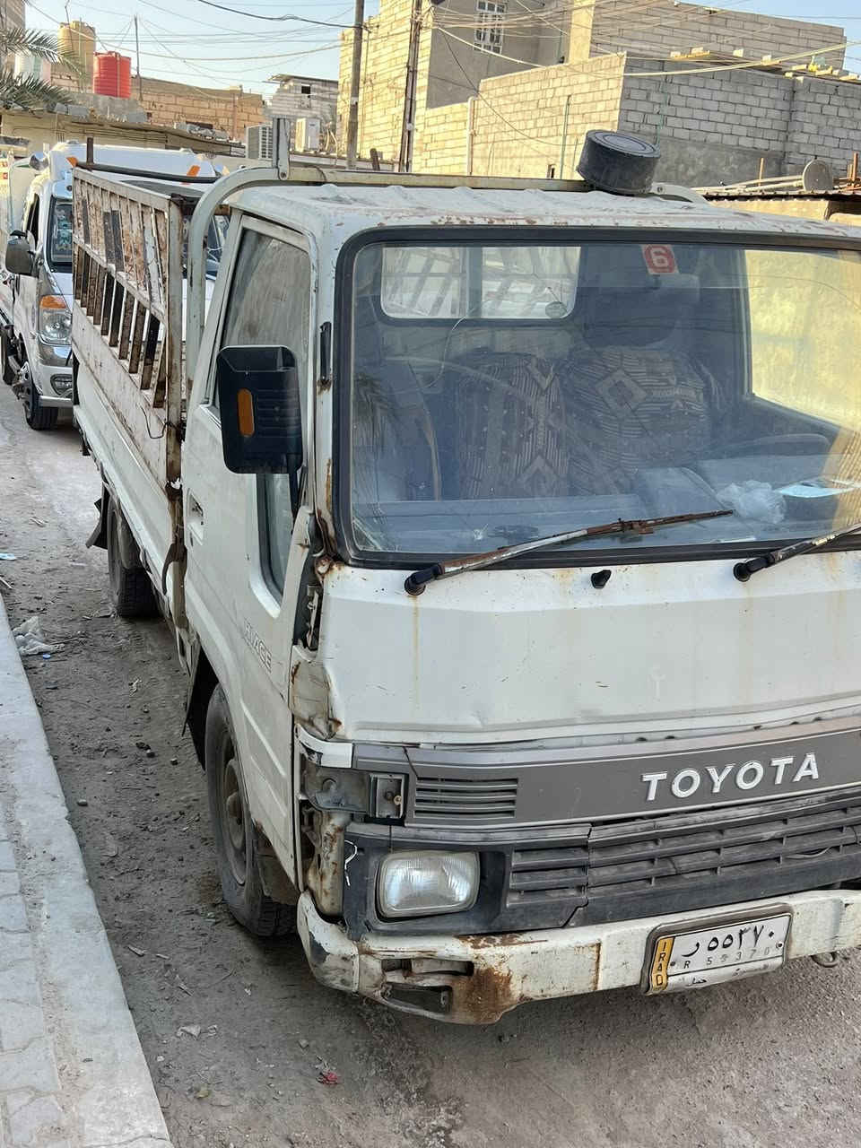 حمل تيوتا للبيع رقم بصره مكانه بصره سعره 25 وبيه مجال ***********
