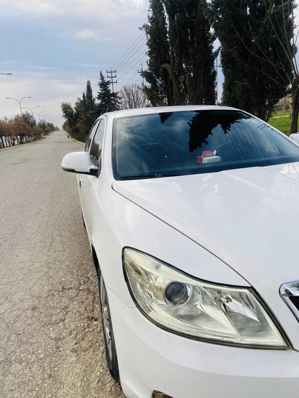 سکۆدا octavia

مۆدێل 2010

تەکسیە کراوە بە خسوسی

سەنەوی تازەیە

گێر عادی

گێر و مەکینەی بەشەرت

گەرمی و ساردی بەشەرت

مەکینە 20 بێ تۆڕبۆ

شوێن بازیان 

سعری 56 مەعامەلە***********

موشتەری نیت سەرمان مەیەشێنە لەگەڵ رێزم.
