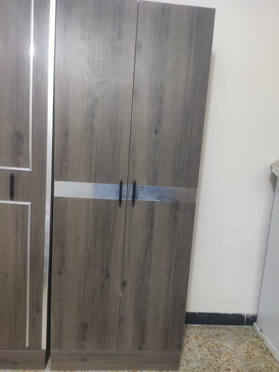 غرفة نوم تركي للبيع السعر 600 وبيها مجال للاستفسار الاتصال على الرقم ***********
