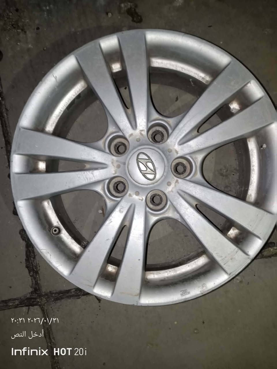 #السلام_عليكم 
عيني ويل كب سوناته الاصلي عدد 5مع السبير شرط نضافه حجم 16 ب350وبيهن مجال 
***********
