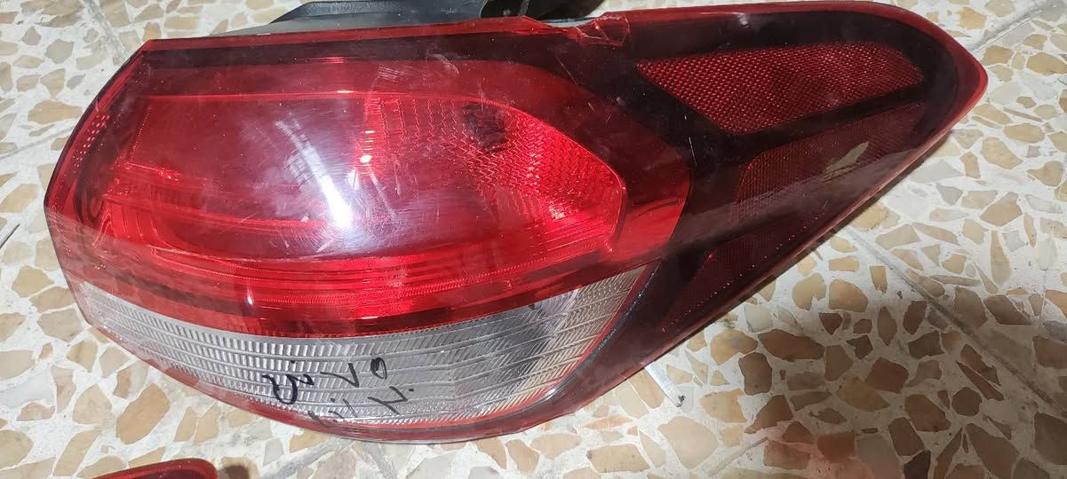 🚗🔥 وصلت تشكيلة كبيرة من قطع غيار السيارات الكورية الأصلية والبديلة بجودة عالية! 🔥🚗

نوفر جميع قطع غيار السيارات الكورية بمختلف الأنواع والموديلات، ومنها:

✅ مرايات جانبية
✅ لايت أمامي
✅ لايت خلفي
✅ صدام أمامي وخلفي
✅ غطاء محرك (بونيت)
✅ رفارف
✅ أبواب
✅ شبك أمامي
✅ دعامية
✅ رديتر
✅ مكثف مكيف
✅ مراوح تبريد
✅ مقصات
✅ مساعدين
✅ سست
✅ هوبات
✅ سفايف (بريكات)
✅ فلترات (زيت – هواء – بنزين – مكيف)
✅ بواجي
✅ كويلات
✅ دينمو
✅ ستارتر
✅ كمبروسر مكيف
✅ مضخة وقود
✅ حساسات بجميع أنواعها
✅ طرمبة ماء
✅ سيور وبكرات
✅ أكسلات ورمانات
✅ وإضافة إلى الكثير من قطع الغيار الأخرى.

🚘 متوفر قطع غيار لمختلف السيارات الكورية.
💯 جودة مضمونة وأسعار منافسة.
📩 راسلنا عبر الصفحة لمعرفة توفر القطعة والسعر، وسنخدمك بأسرع وقت.


**إذا كنت صاحب هذا الإعلان وتريد حذفه لأي سبب، رجاءا أرسل رسالة إلى الدعم الفني**
