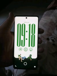 فيفو في 40 • ١٢٨ • ٨+٨ رام