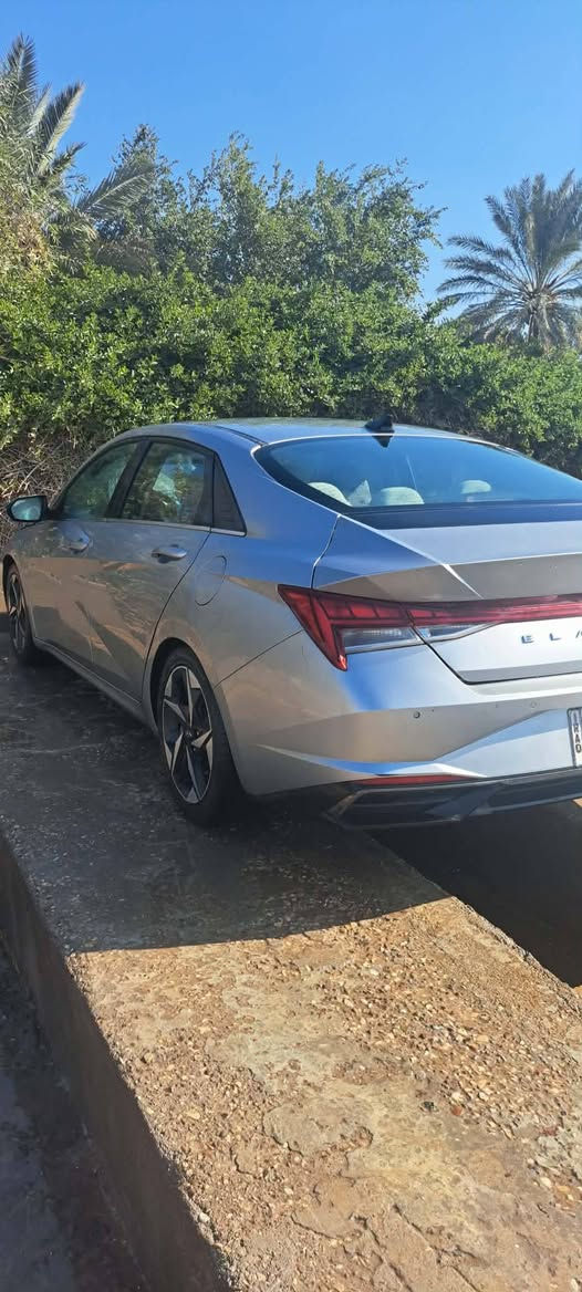 سيارة موديل ٢١ لمتد فول مواصفات واحد على واحد وارد أمريكي حادث بنيد بس رقم معوقين باسمي***********
