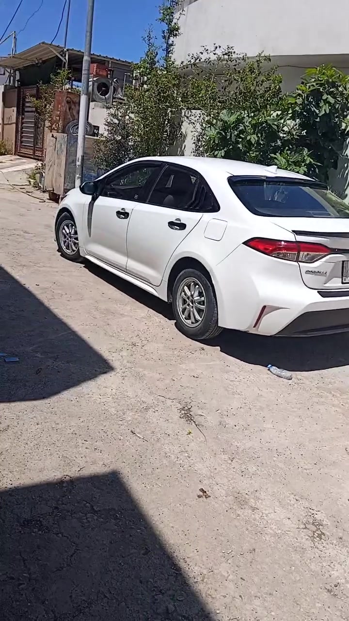 كورلة وارد امريكي هايبرد موديل 22
بصمه شاشه الكتروني العدادات+ باتري جديد+طخم تاير جديد رقم نينوى شرط التحويل 
بيها جامغ امامي اليمين وبوند مبدل بيها بل بدنه الخلفيه مسحوبه بارد سعر 128 مجال بسيط بدون مراوس 
*********** اكرر بدون مراوس ولموشراي ليتعبني

