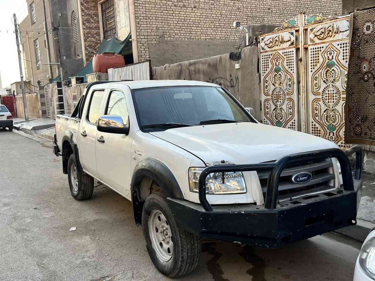 السلام عليكم سيارة نجر موديل 2008 سيارة مزاد سيارة جديدة تخم تایر صدر جديد سيارة كلش حلوة مقفولة من الضربة ومن القص والسيارة تعين عليها أمانة الله بيها كتاب مزاد من وزارة الداخلية سيارة كير عادي أربع سلندر
‏السيارة صبغ بلادي ￼
سعرها 50 ورقة رقم الهاتف ***********
