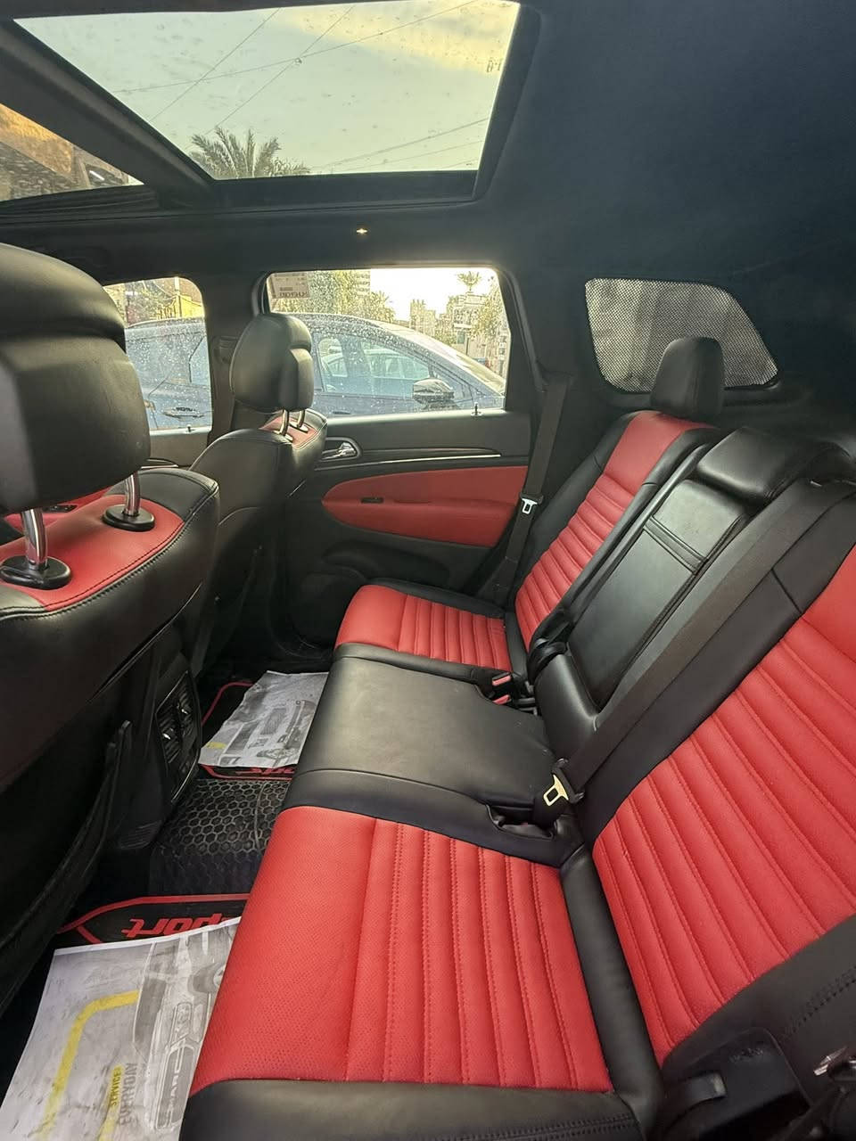 جيب Sمديل 2020 خليجيه. سياره. بيه ٣ مكانات بارد فقط ولباقي مكفول كير مكينه دواخل شرط سياره فول فول مواصفات داخل احمر. لون مميز. كسنات كهرباء تدفا سيترين شفتات 4*4 دفع رباعي مودات قياده. بنراما.مكان سياره بغداد. وسعره مناسب 293  وبيه مجال. انشالله 
***********

