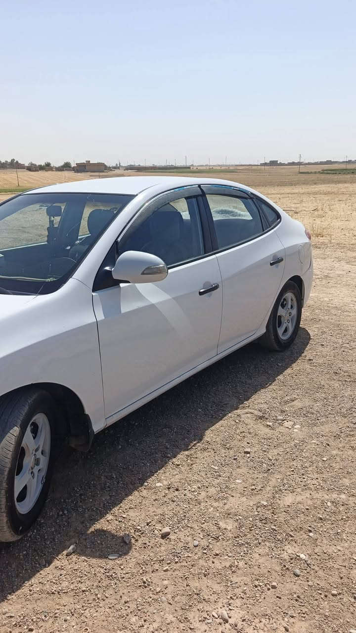 السلام عليكم ورحمه الله وبركاته
النترا موديل 2011 رقم أربيل سنويه ساقطه 2022 ضررها شخط بابين جهة السكن وبيها رصعات قليله 
السعر 105 او بيه مجال شي بصيط
العنوان الحويجه العباسي 
رقم الهاتف***********
رقم الهاتف *********** 
وكل الهلا بالشرايه
