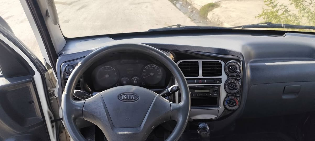 للبيع كيا 2011 رقم بابل نكليزي مكفوله من ضربه وتبديل نضيفه  محرك حاويه جديد كير اكسن حداديه تبريد جاهزه من كل شي  السعر 95 مكان بابل ***********
***********
