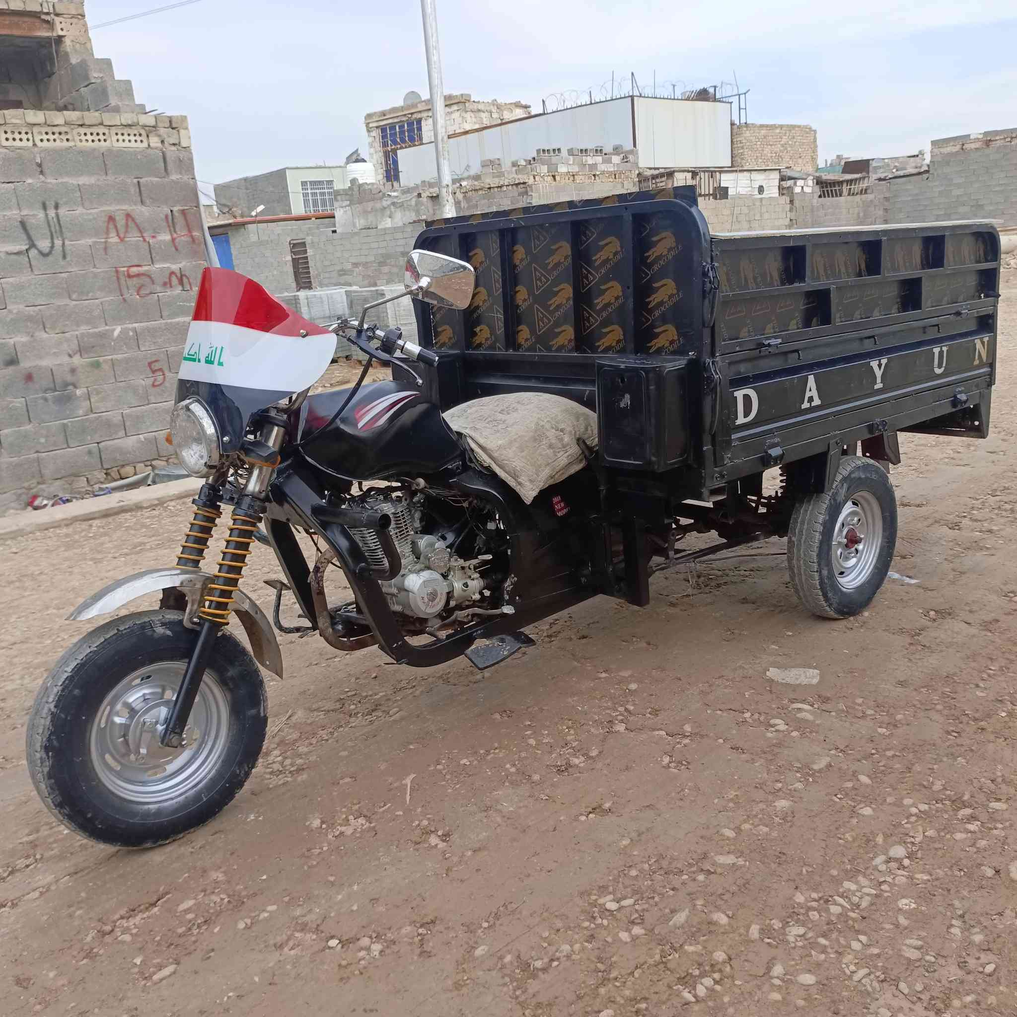 ستوته للبيع دايوان 2012 اوراق كامله شاصي مكفول اي نقص مابيه سعر 850 وبيه مجال بغداد مدينة الصدر ***********
