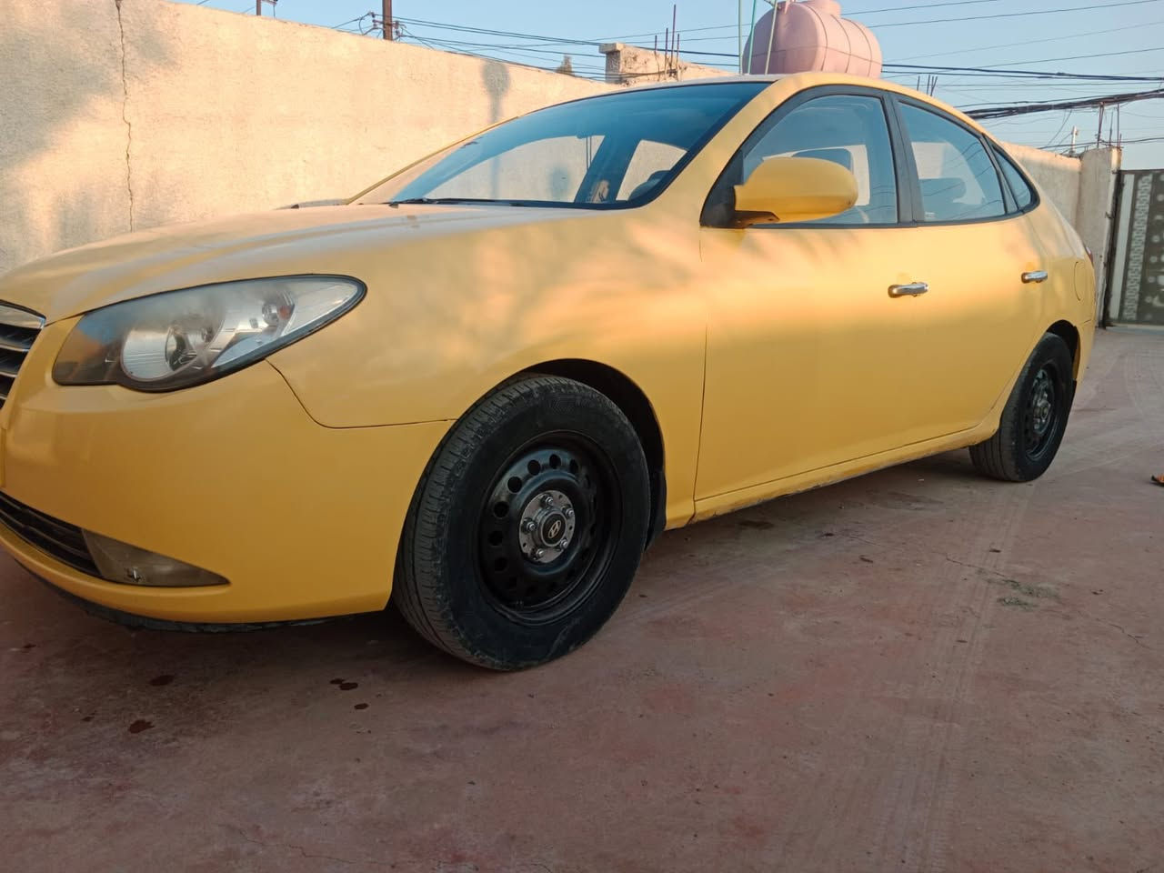 اسلام عليكم 
……
النترا  2010 
مكينه 2000 دكشن عالي المرغوب
محرك مكفول
گير مكفول 
حداديه جديده 
تخم تاير 
تبريد فول ثلج 
تدفه شغاله 
شاشه حجم كبير 
بيه تبديل جاملغ ايمن ومذكور بالسونار
وبيه سمكره بصيطه بالشاصي وهم مذكوره 
مصفره هيه وغرامات
تحويل ثاني يوم 
السياره جاهزه من كلشي 
گبل للشارع 
السعر 95 وبيه مجال قليل حگ الجيه 
مكاني بغداد العماري القريه الفلاحيه 
رقم المبايل 
 اتصال واتس ساب 
***********
***********
