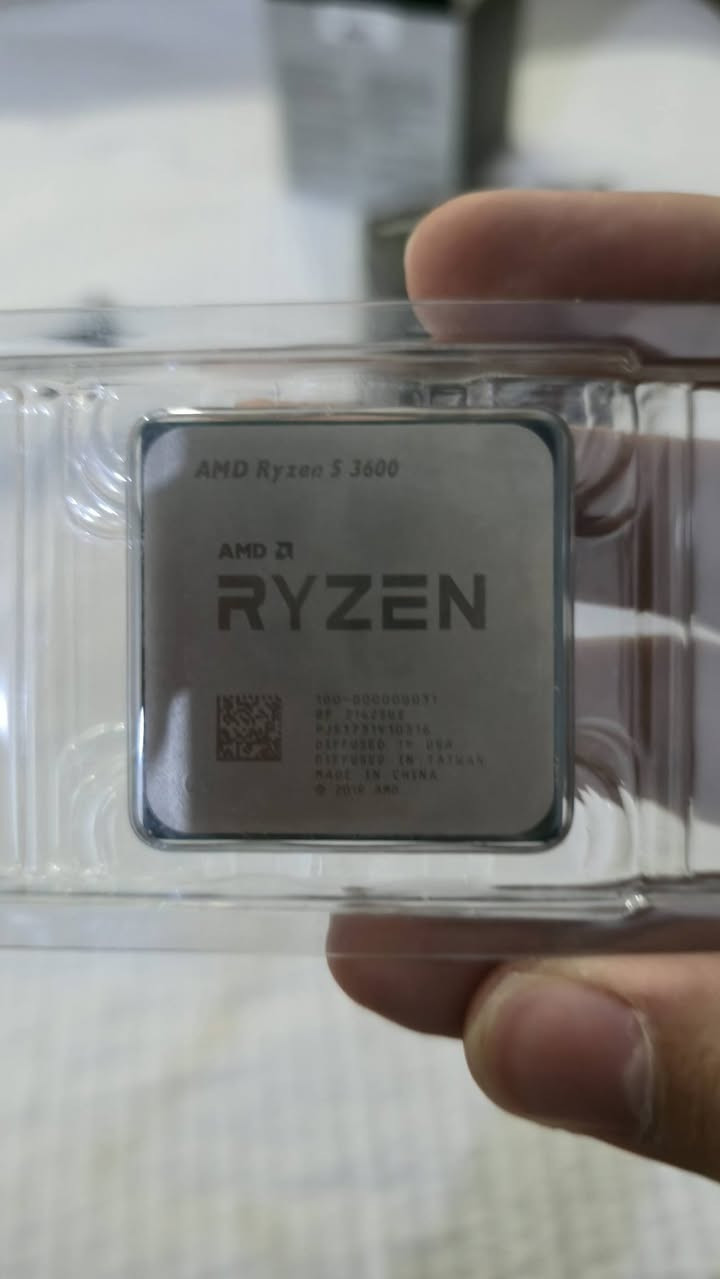 السلام عليكم ورحمة الله...قطع للبيع
1_معالج Ryzen3600 للبيع
2_ مروحة معالج Ryzen 5600 stock
اخوان الاغراض مفحوصة وما بيهن اي مشاكل والأرقام مذكورة
السعر 70 للاثنين للاسف توصيل ما متوفر....مكاني النجف الاشرف


**إذا كنت صاحب هذا الإعلان وتريد حذفه لأي سبب، رجاءا أرسل رسالة إلى الدعم الفني**