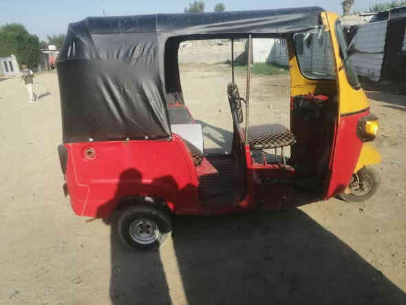 تكتك بياجو موديل ٢٠٢٠ الون احمر كامله شغاله كبل للشارع السعر مليون ٢٥٠ وبيه مجال مكاني بغداد هاذه الرقم *********** ولثير ***********
