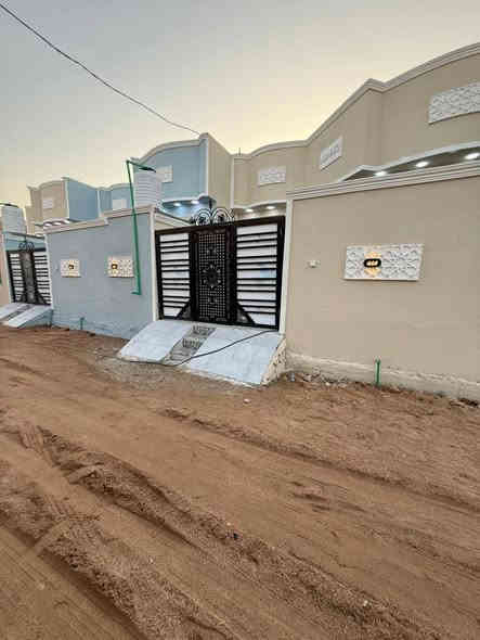 بيوت طابو زراعي عراقي سند٢٥تحويل ابو خصيب حمدان قريب على شارع حمدان ريسي المساح ١٥٠متر يحتوي على قرفتين وصاله ومطبخ ستقبال وحمام ومدخل حمام خرجي فارغ سكر مقابيل مركز صحي السعر ٨٥مليون وبي مجال اتصل ***********
