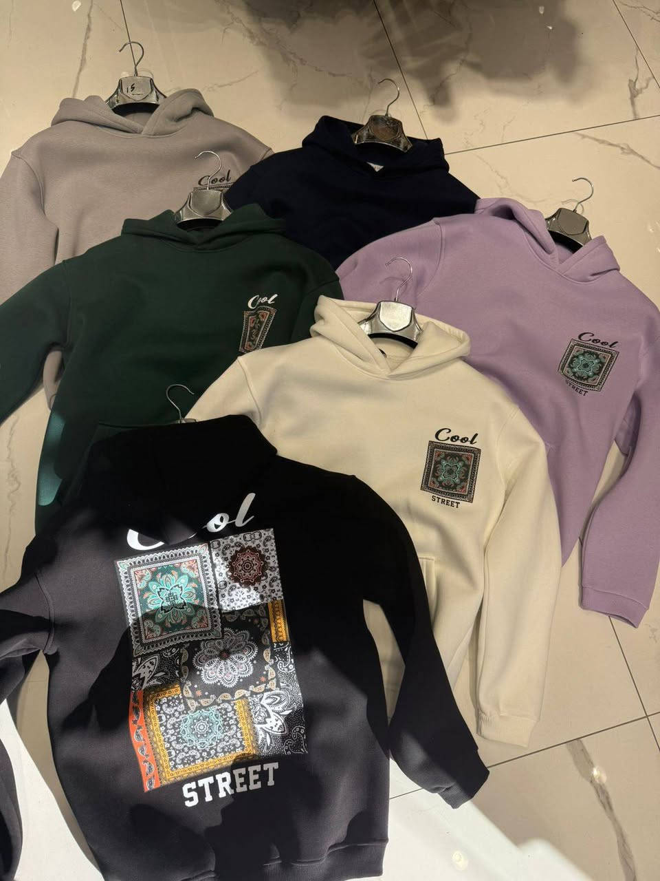 🚚 خدمة التوصيل متوفرة 
📦 توصيل جميع محافظات العراق 5000 الف
،🏠 توصيل مركز الحله 3000 الف
 🛩️ مناطق الكيم+ الساده الزركان+ طبر+الحجام + بنساله+ عوفي+ اطفيل 2000 الف
📢 للطلب اولاستفسار رسلونا 📞 *********** 💖
