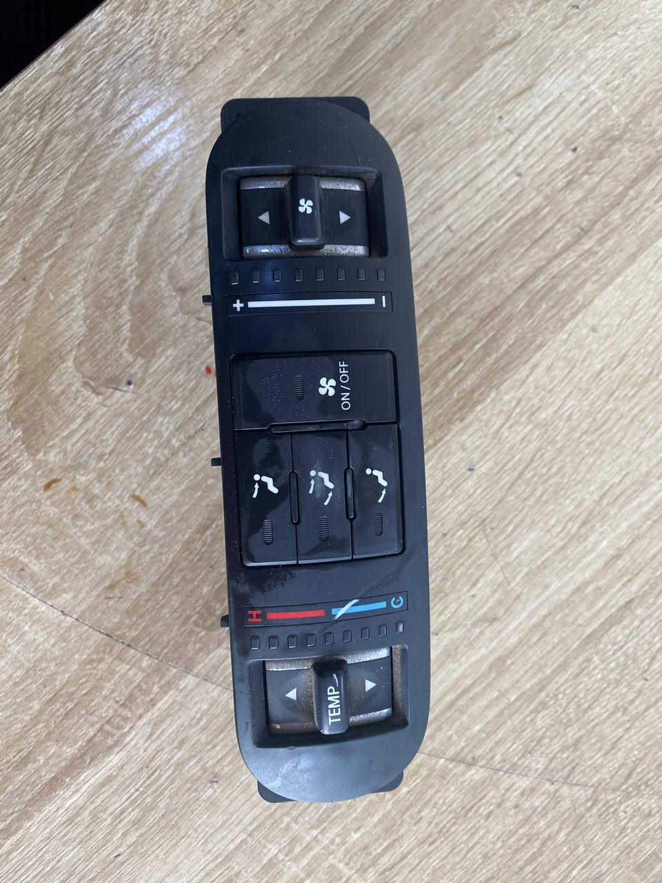 كنترول تبريد كيا موهافي خلفي
***********
