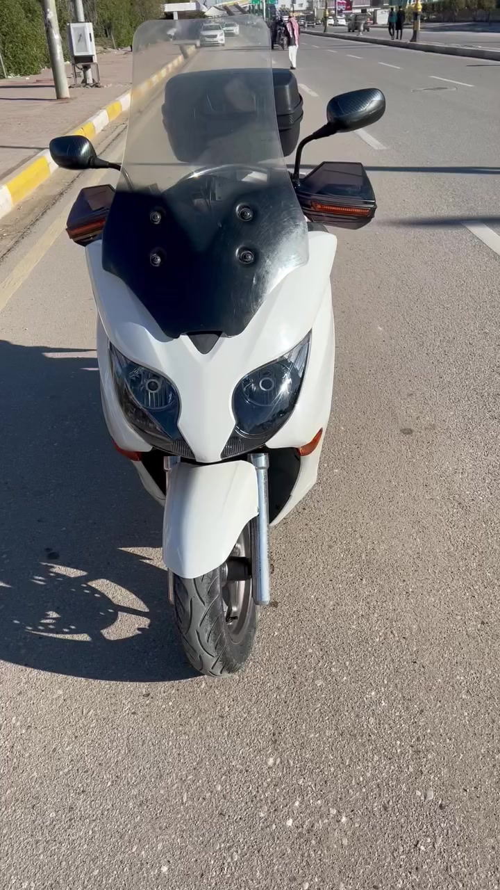 سلام عليكم دراجه فورزه صفر 10
مكفوله كفاله عامه وين ما يعجبك أفحصها 
صارلهه اربع اشهر من  نزلتهه من رمبه 
كير عادي وكير تماتيك كهربائيات كلهه شغاله 
بيع مستعجل  سعر نتصال او وتساب خادم 
***********مكاني سماوه
